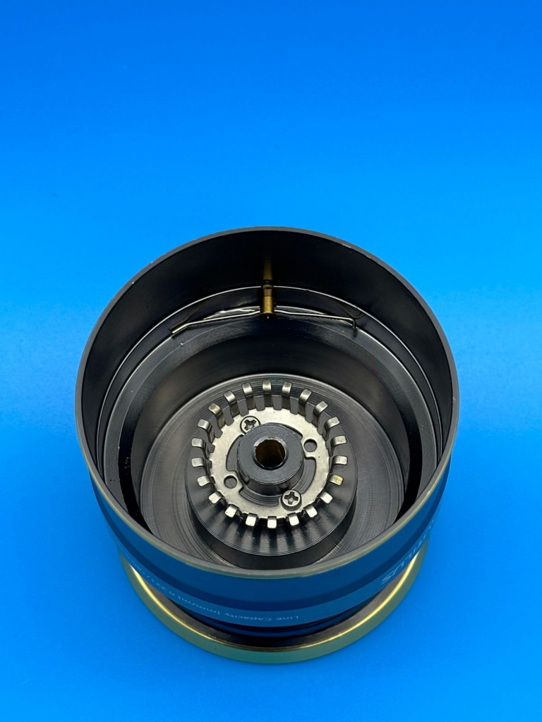 Катушка фидерная Nautilus Avior Feeder 6000S
