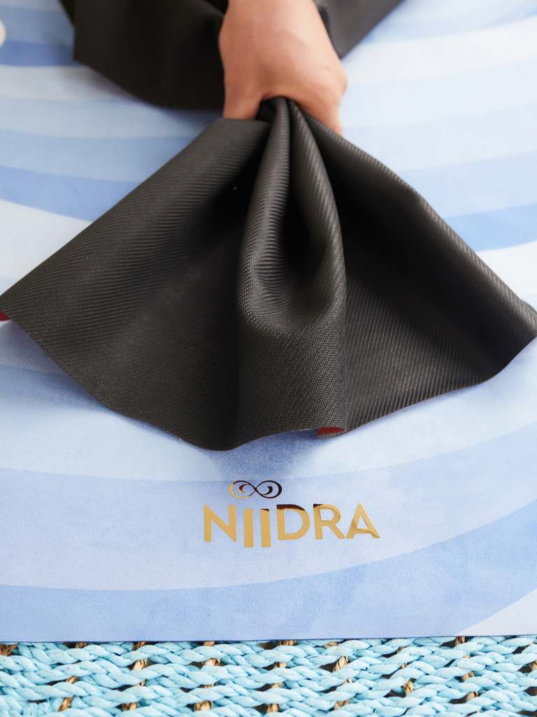 Коврик для йоги NiiDRA Создать себя облегченный