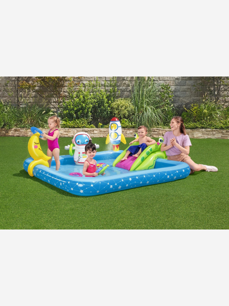 Игровой центр надувной Bestway 53126 с горкой и фонтаном Маленький астронавт