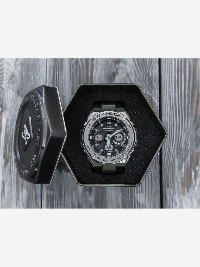 Спортивные часы CASIO G-SHOCK GST-W110-1A