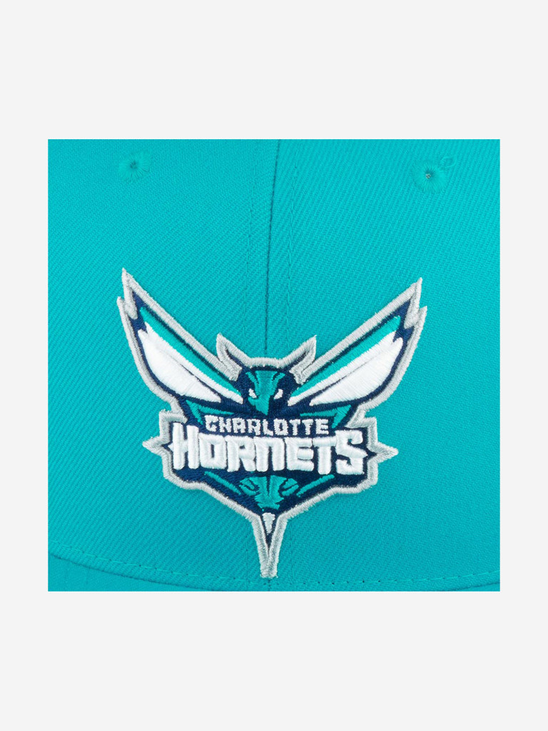 Бейсболка с прямым козырьком MITCHELL NESS 6HSSMM18842-CHOTEAL Charlotte Hornets NBA (голубой)