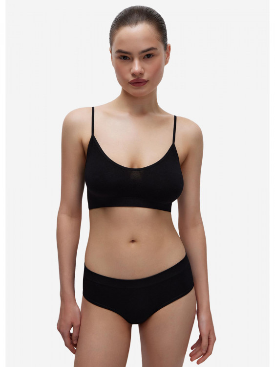 Топ на тонких бретелях belle you