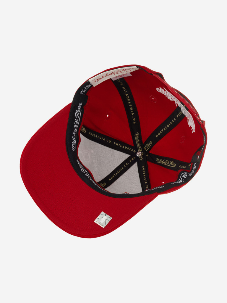Бейсболка MITCHELL NESS HHSSINTL1264-CBURED1 Chicago Bulls NBA (красный)