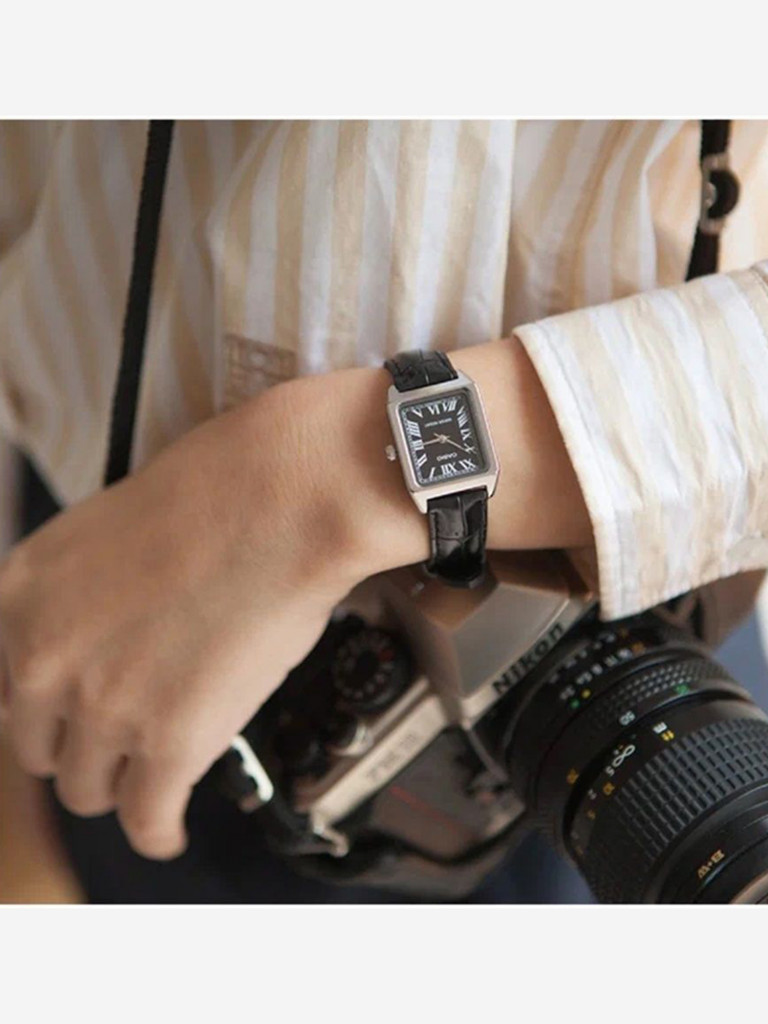 Наручные часы CASIO