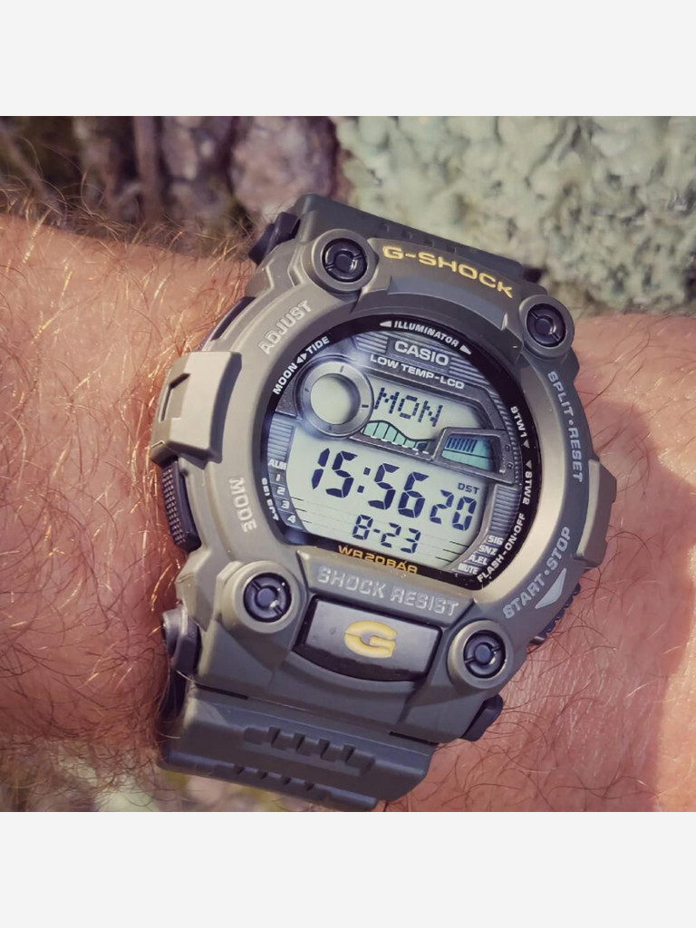 Спортивные часы CASIO G-SHOCK G-7900-3D