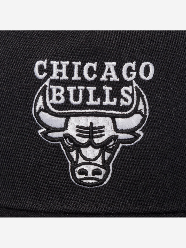 Бейсболка MITCHELL NESS HP10055-CBUBLCK Chicago Bulls NBA (черный)