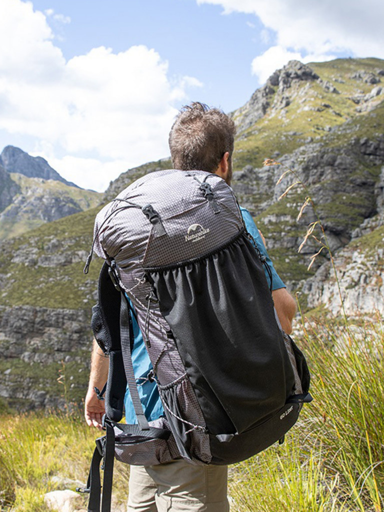 Рюкзак походный Naturehike Rock, 40л + 5л, черный/серый