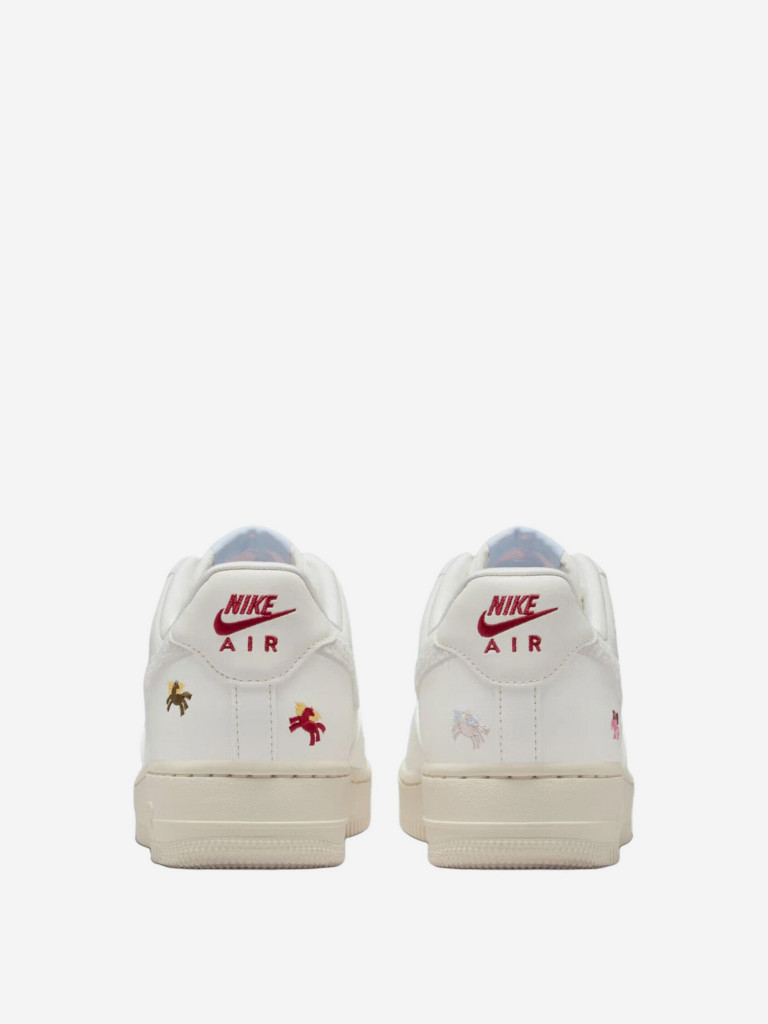 Кроссовки женские для скейтбординга Nike Air Force 1 Low