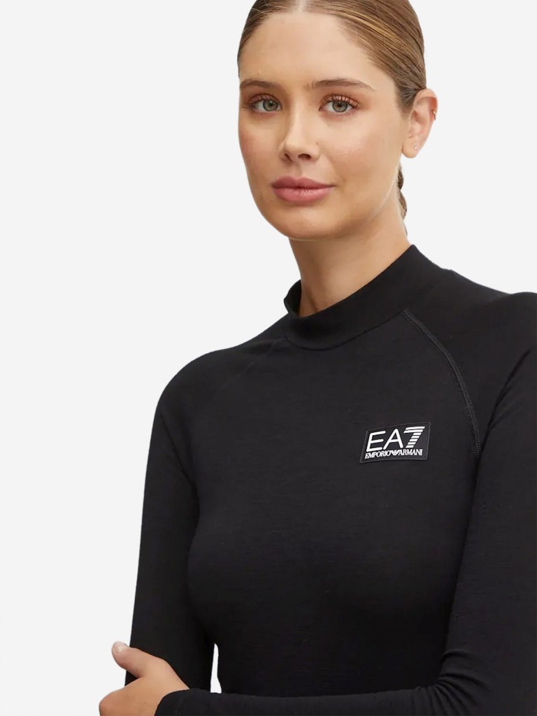 Футболка женская EA7