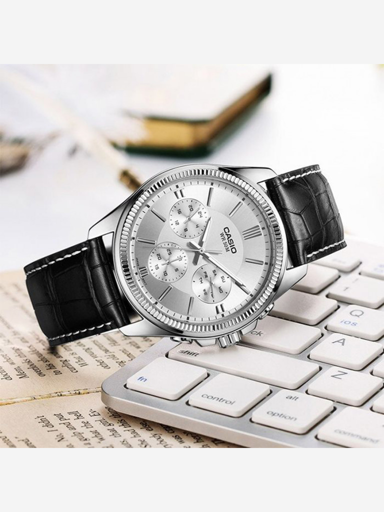 Наручные часы CASIO