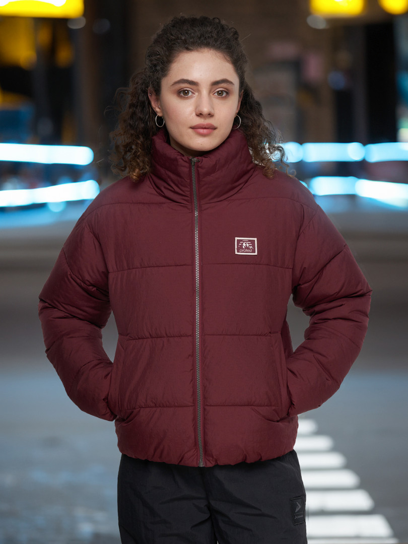 Пуховик женский Protest Красный 2699₽