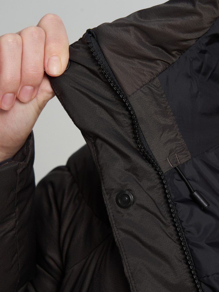 Пальто пуховое женское Jack Wolfskin Icy Hill