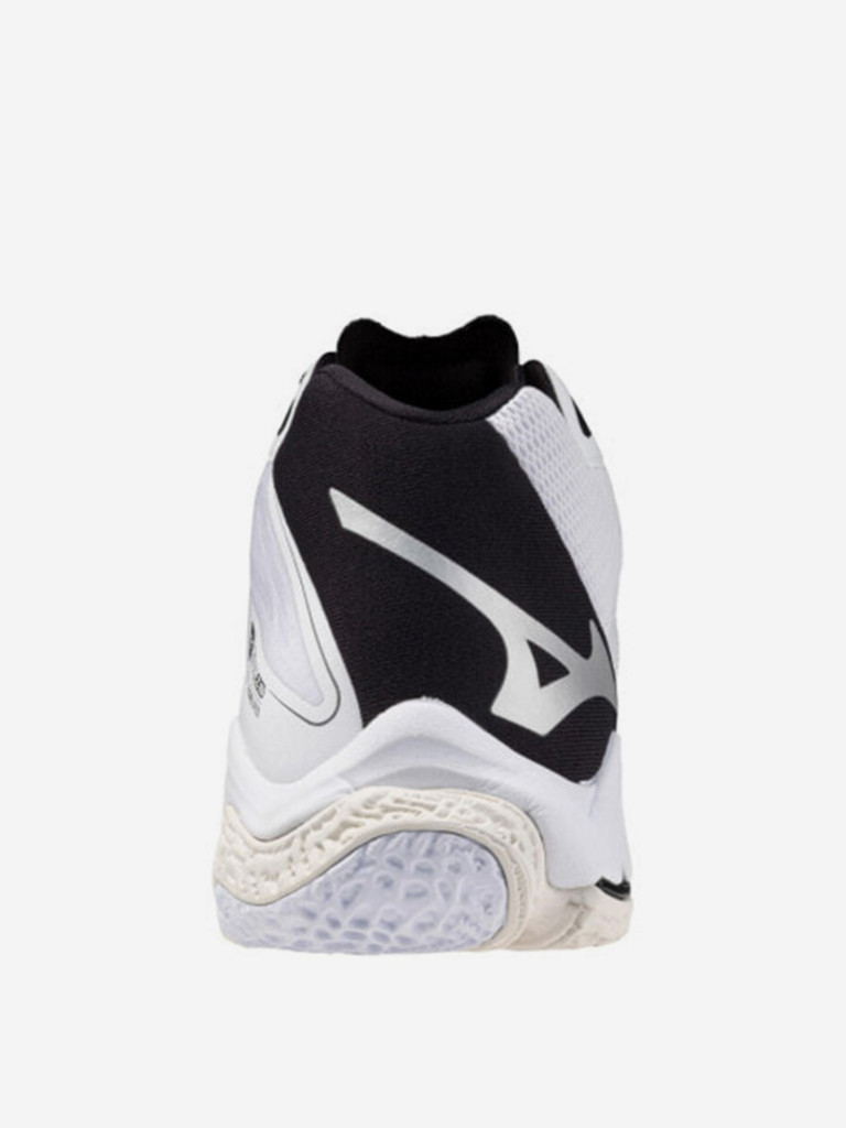 Кроссовки Mizuno Wave Lightning Z8