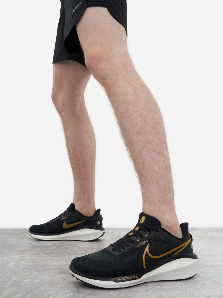 Кроссовки мужские Nike Vomero 17