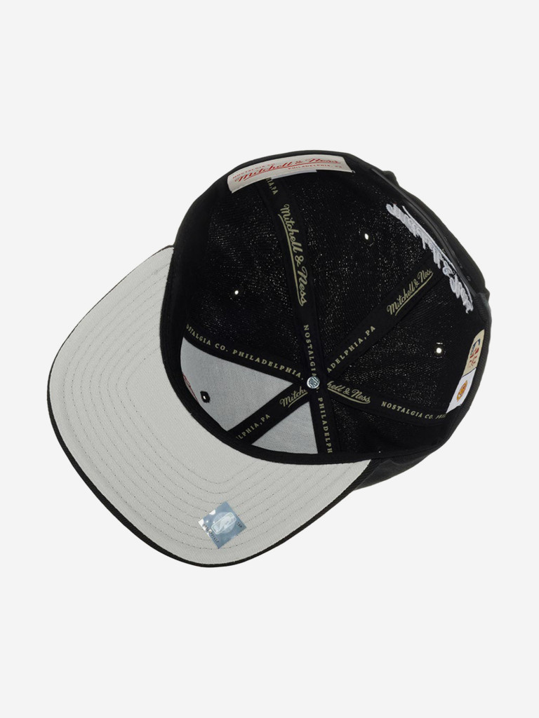 Бейсболка с прямым козырьком MITCHELL NESS 6HSSSH20054-CCABLCK Cleveland Cavaliers NBA