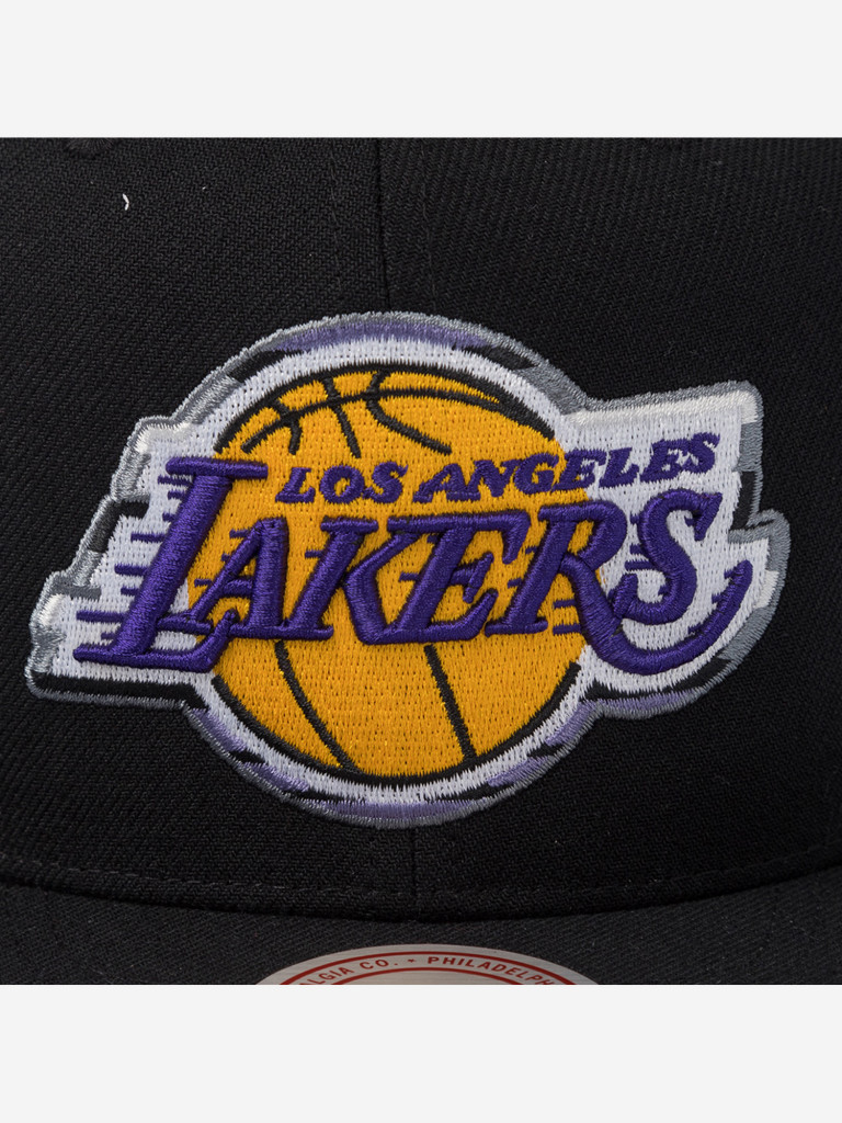 Бейсболка с прямым козырьком MITCHELL NESS HS11485-LALBLCK Los Angeles Lakers NBA (черный)