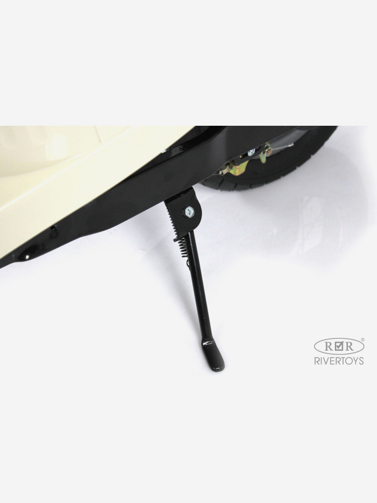 Детский электромотоцикл RIVERTOYS A111AA