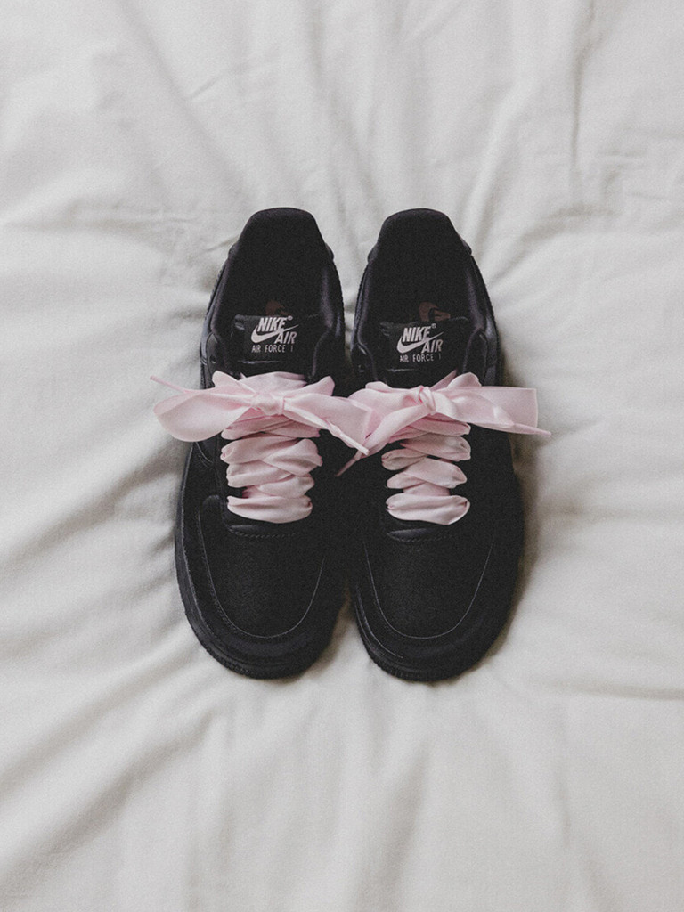 Кроссовки Nike Air Force 1 07 LV8