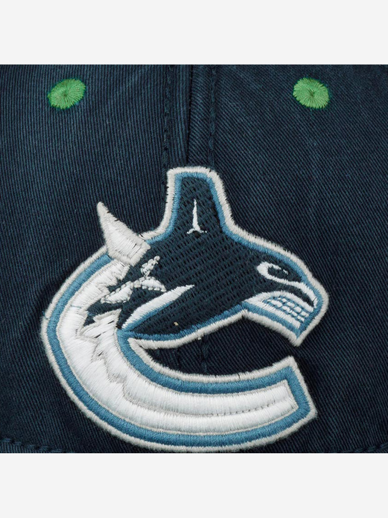 Бейсболка AMERICAN NEEDLE 39622A-VAC Vancouver Canucks Complex NHL