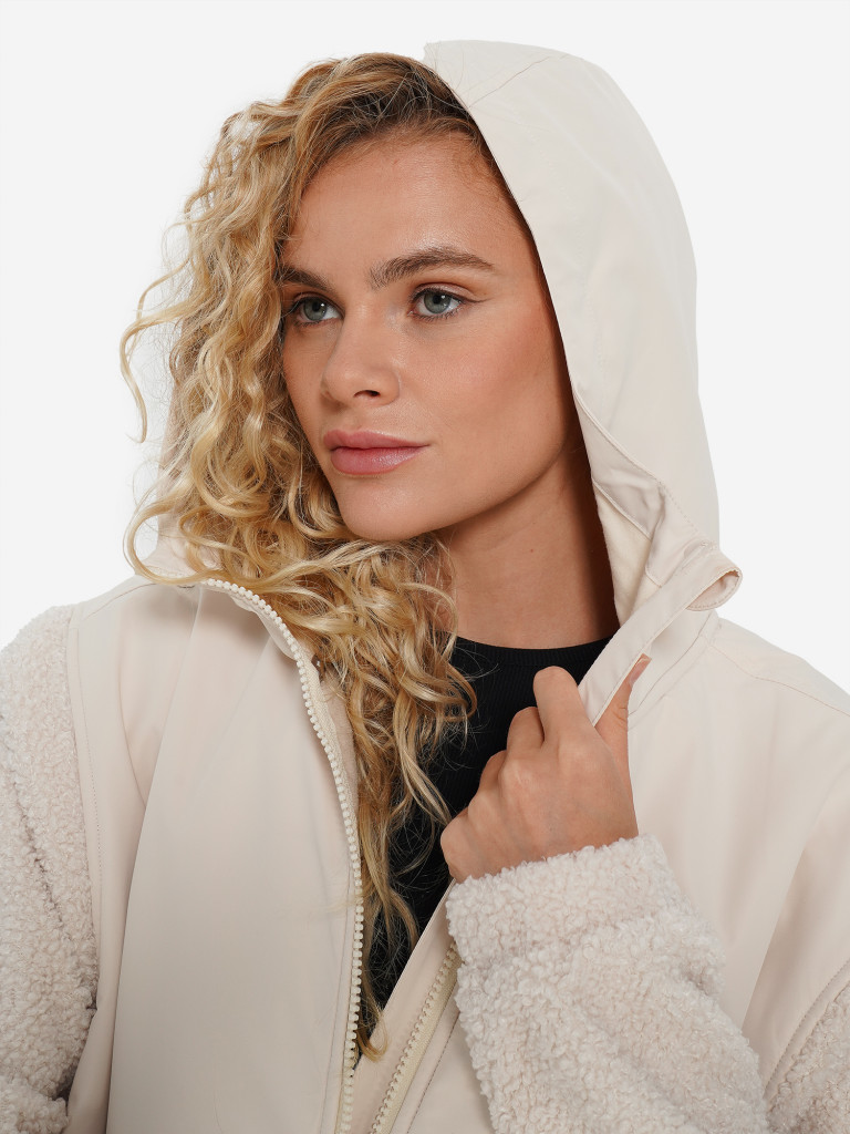 Легкая куртка женская Demix Discover