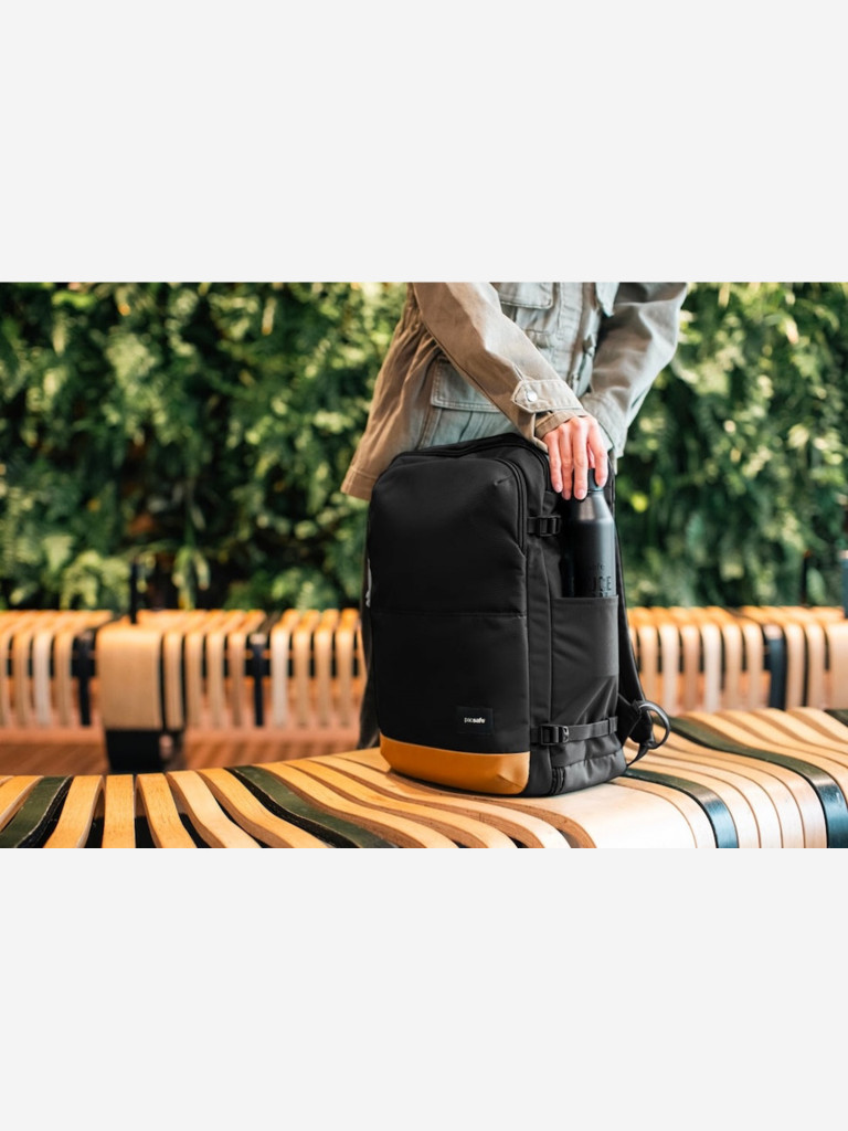 Рюкзак антивор Pacsafe GO Carry-on 34, Jet Black, 34 л.