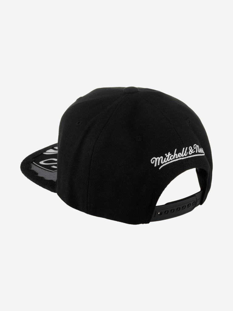 Бейсболка с прямым козырьком MITCHELL NESS HHSS5725-BNEYYPPPBLCK Brooklyn Nets NBA (черный)