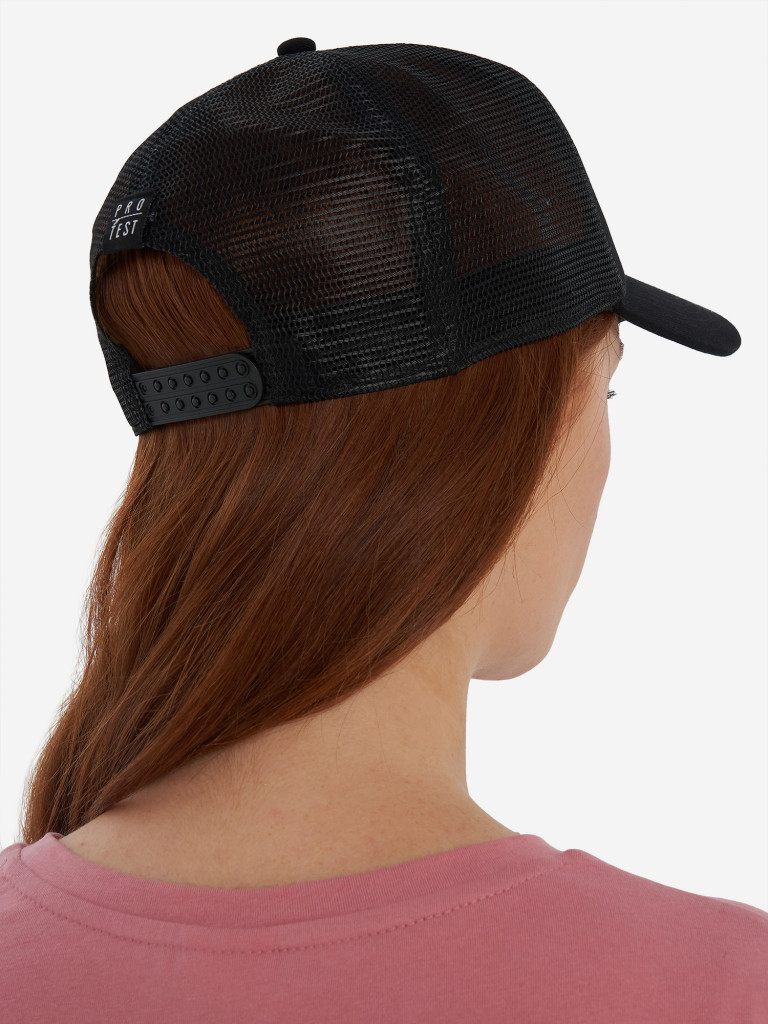 Бейсболка Protest