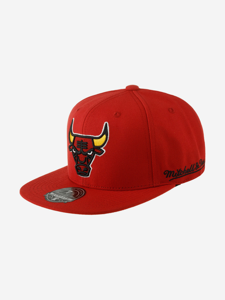 Бейсболка с прямым козырьком MITCHELL NESS HHSF5150-CBUYYPPPRED Chicago Bulls NBA (красный)