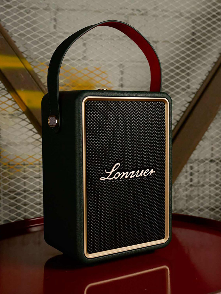 Беспроводная портативная колонка с двумя микрофонами BukaTech Lonzuer Running Green, 70 Вт