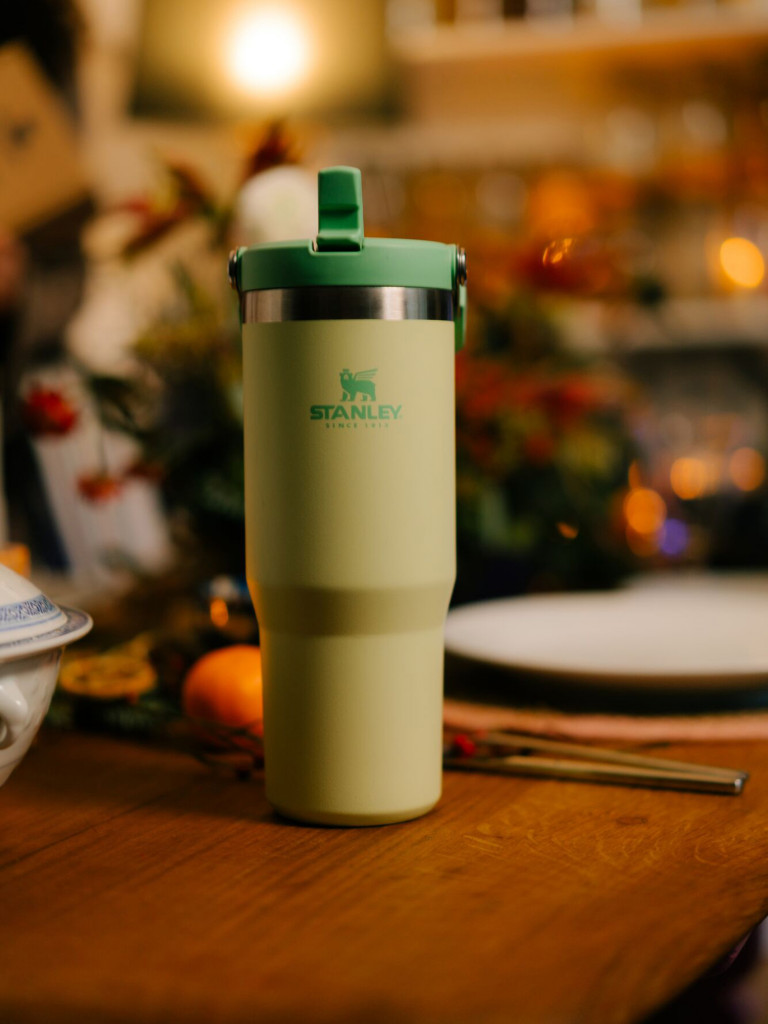 Термокружка Stanley IceFlow Flip Straw Tumbler, 890 мл, цитрон