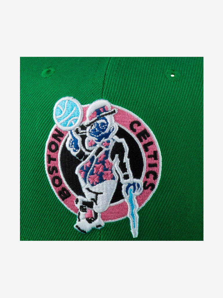 Бейсболка с прямым козырьком MITCHELL NESS 6HSSSH20056-BCEGREN Boston Celtics NBA (зеленый)