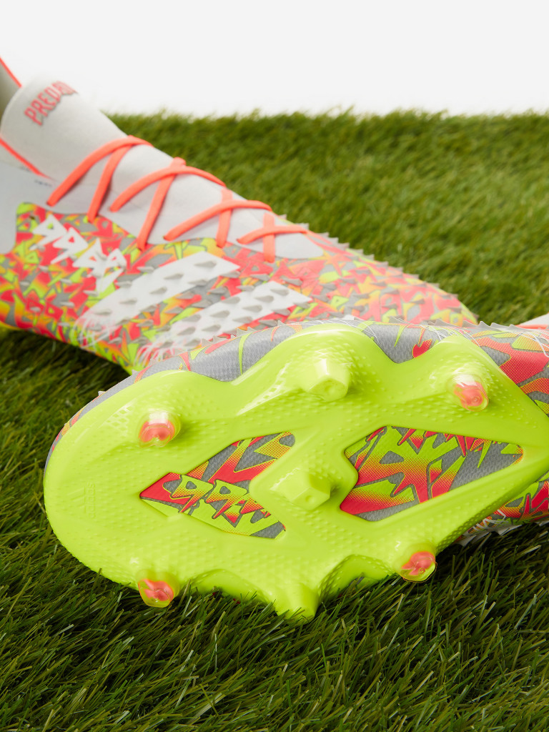 Бутсы мужские adidas Predator Freak .1 Fg