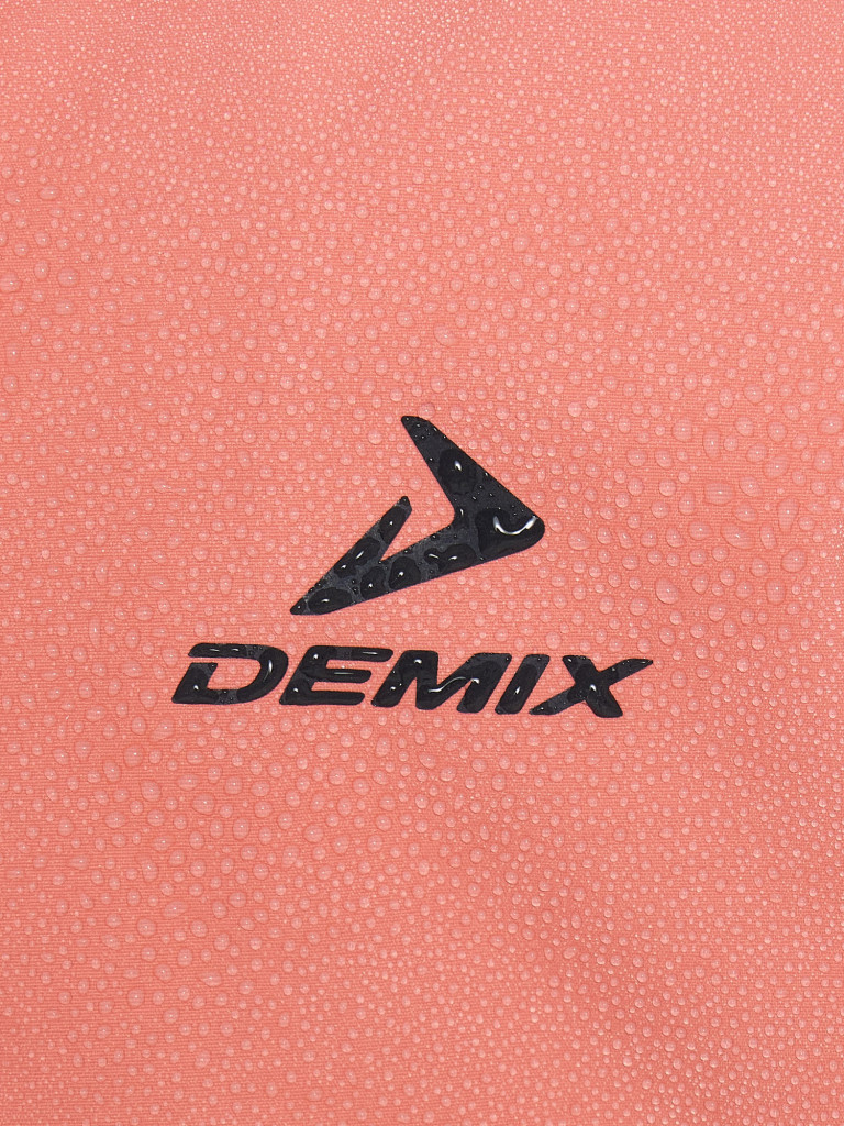 Легкая куртка для девочек Demix