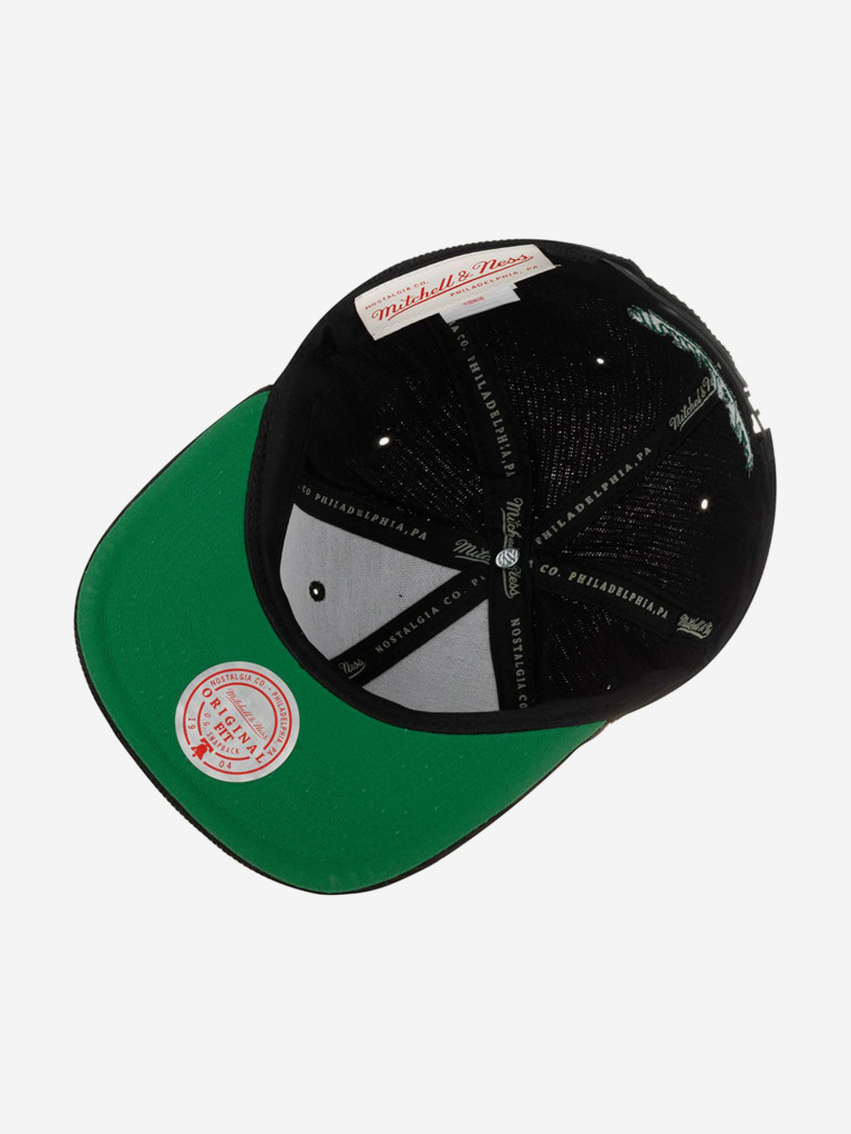 Бейсболка с прямым козырьком MITCHELL NESS HHSS4797-BCEYYPPPBLCK Boston Celtics NBA