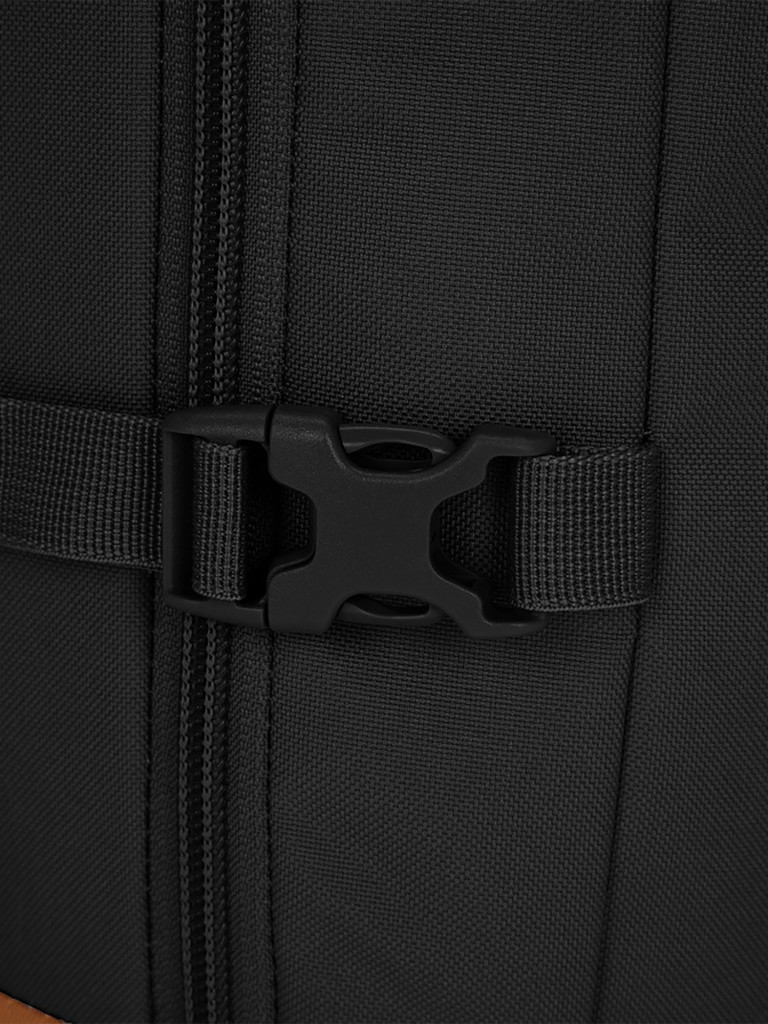 Рюкзак антивор Pacsafe GO Carry-on 44, черная смола, 44 л.