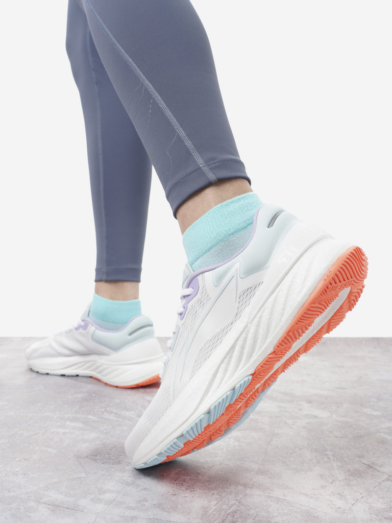 Кроссовки женские Li-Ning Yueying 2