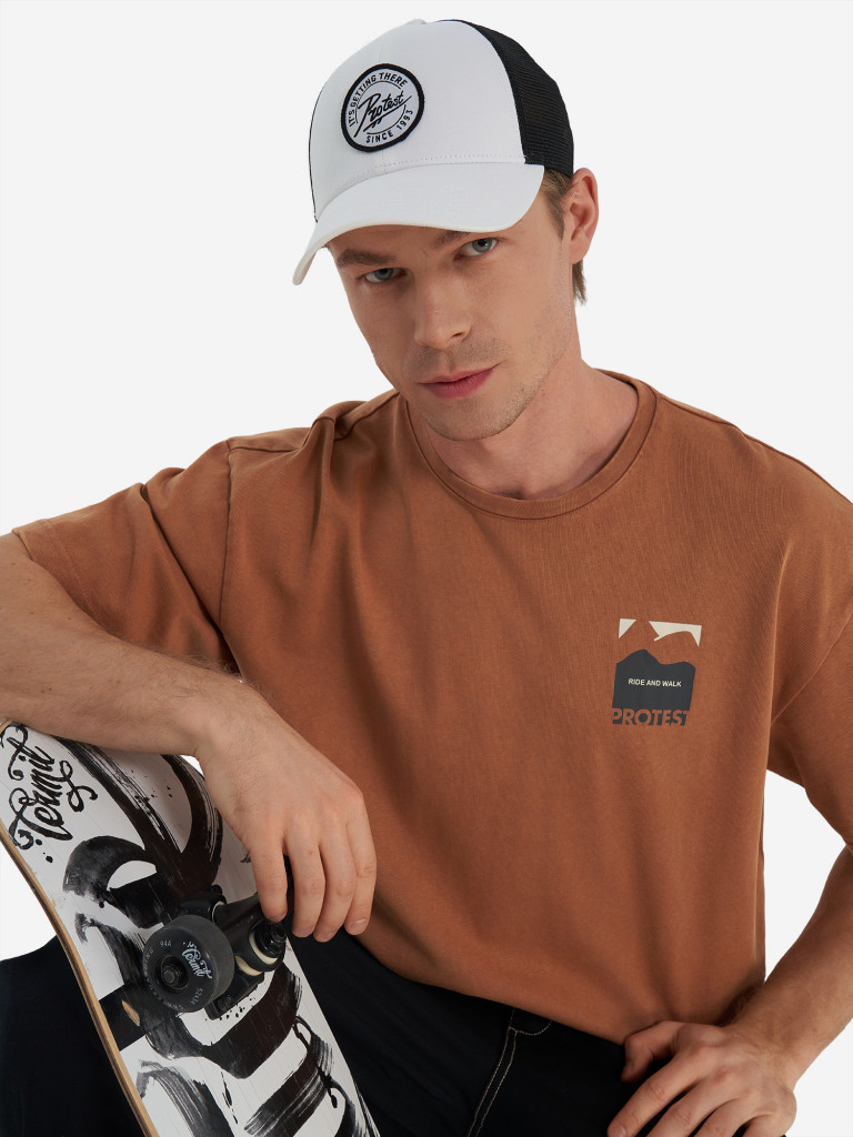 Бейсболка Protest