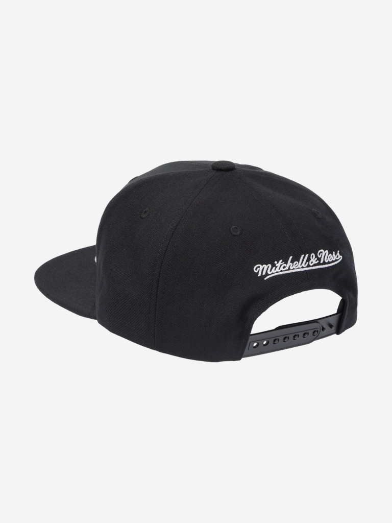 Бейсболка с прямым козырьком MITCHELL NESS HS8546-TMLBLCK Toronto Maple Leafs NHL (черный)