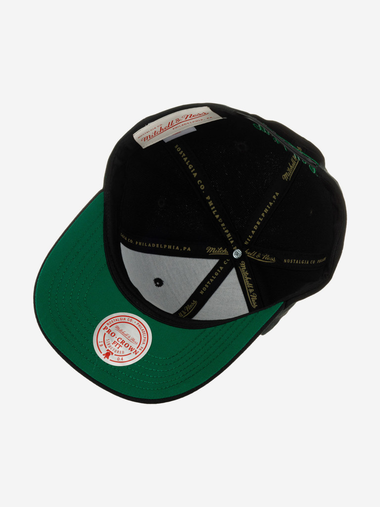 Бейсболка MITCHELL NESS HHSS6268-BCEYYPPPBLCK Boston Celtics NBA (черный)