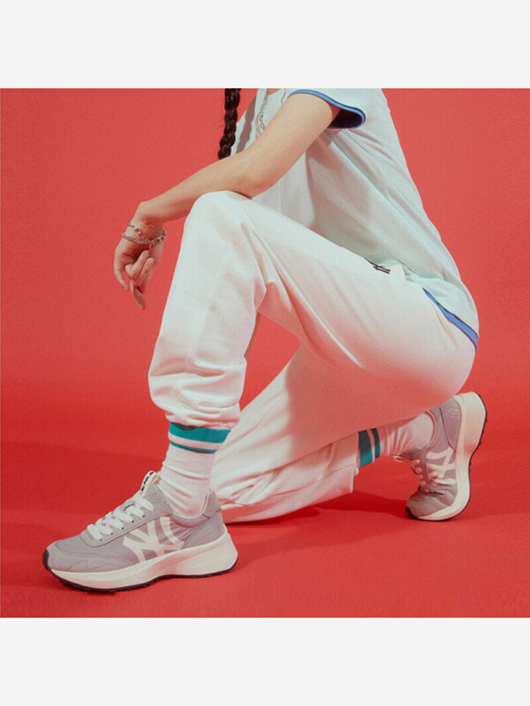 Кроссовки массивные MLB Chunky Jogger New York Yankees Серые