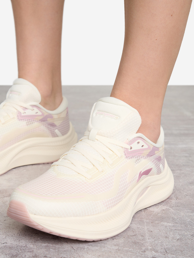 Кроссовки женские Li-Ning Yueying 4