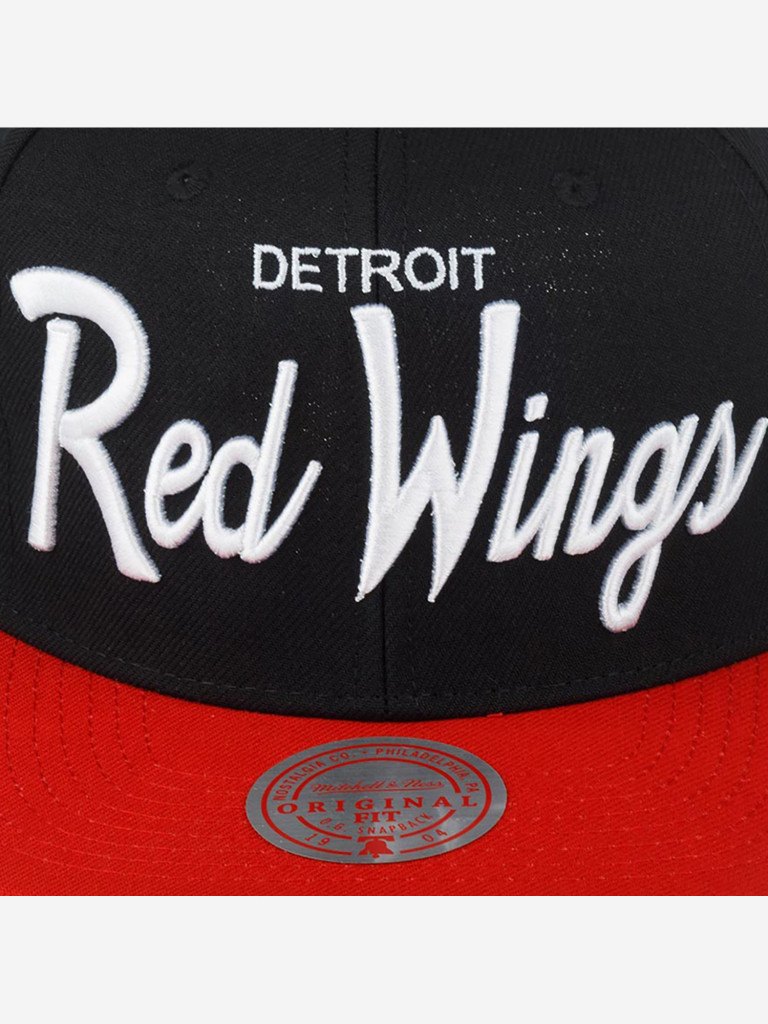 Бейсболка с прямым козырьком MITCHELL NESS 6HSSSH22086-DRWBLCK Detroit Red Wings NHL