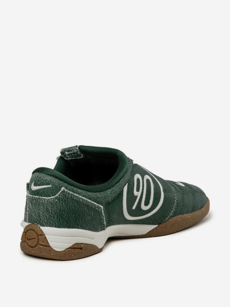 Кроссовки Nike Total 90 PRM