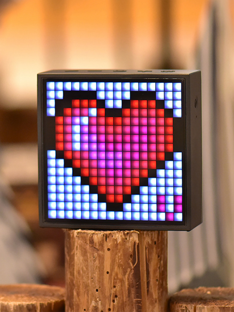 Беспроводная колонка Divoom Timebox-Evo