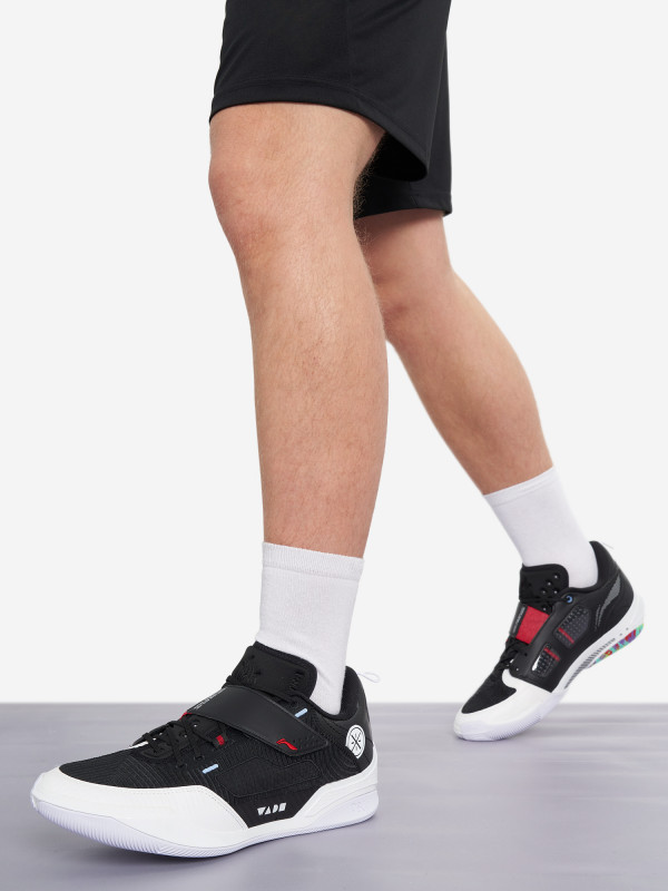 Кроссовки мужские Li-Ning Wade 808 4 Ultra арт. ABAU031-7F черный/белый цвет — купить за 8999 руб. со скидкой 50 %, отзывы в интернет-магазине Спортмастер
