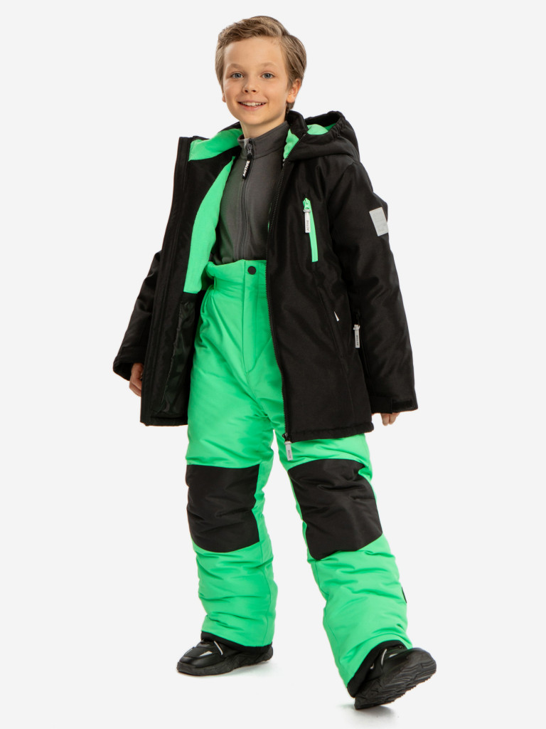 Куртка зимняя непромокаемая с капюшоном и манжетами-митенками черная для мальчика Button Blue