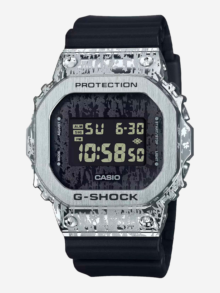 Спортивные часы CASIO GM-5600GC-1E