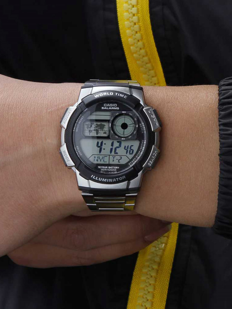 Наручные часы Casio AE-1000WD-1A