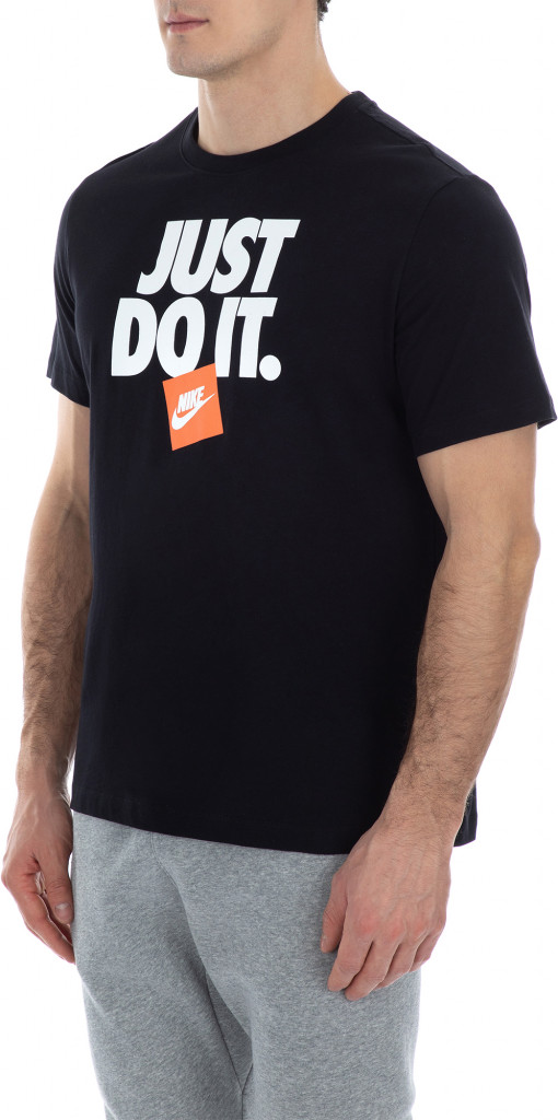 Футболка мужская Nike Sportswear