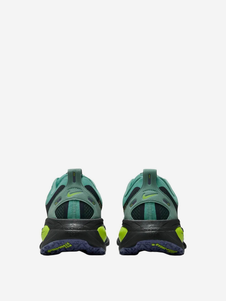 Кроссовки Nike Vomero 18